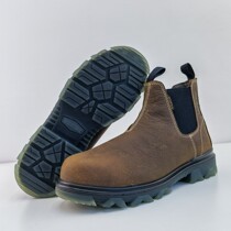 A foot pedal working boot steel head waterproof cow leather round head men and women 3640 4142 yards