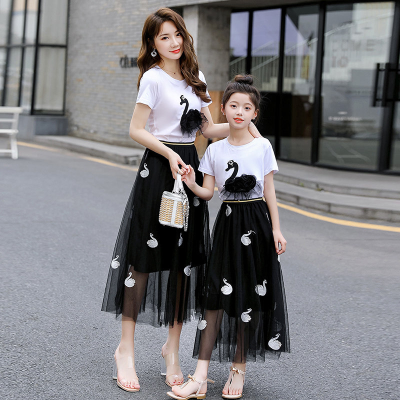 Fried Street Kiss pro 2022 Summer clothing New Chaoyang Pie Net Red Short Sleeve Suit Sensual Mother Women Dress women