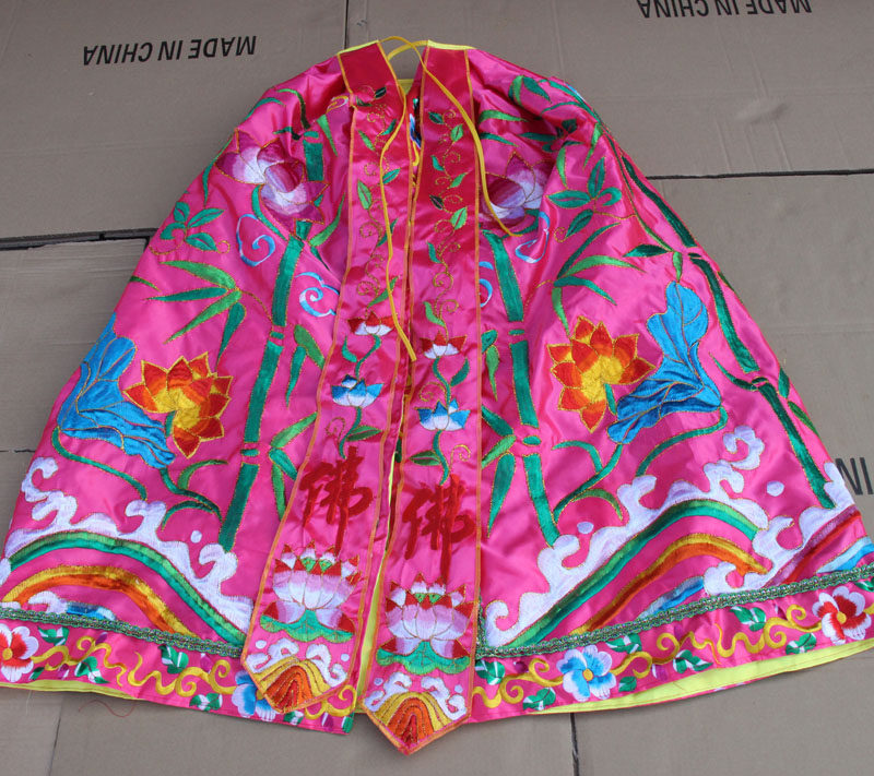 Tianlong Embroidery Avalokitesvara Bodhisattva Bamboo Clothes God Clothes Avalokitesvara Empress Bamboo Leaf Buddha Clothes God Cloak 1 Meter High