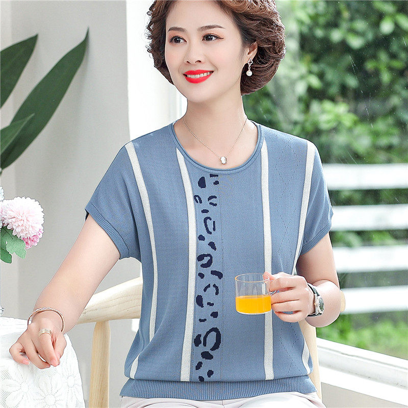 Mom summer ice wire short sleeve t shirt 2022 new middle - aged women's summer thin knitted coat