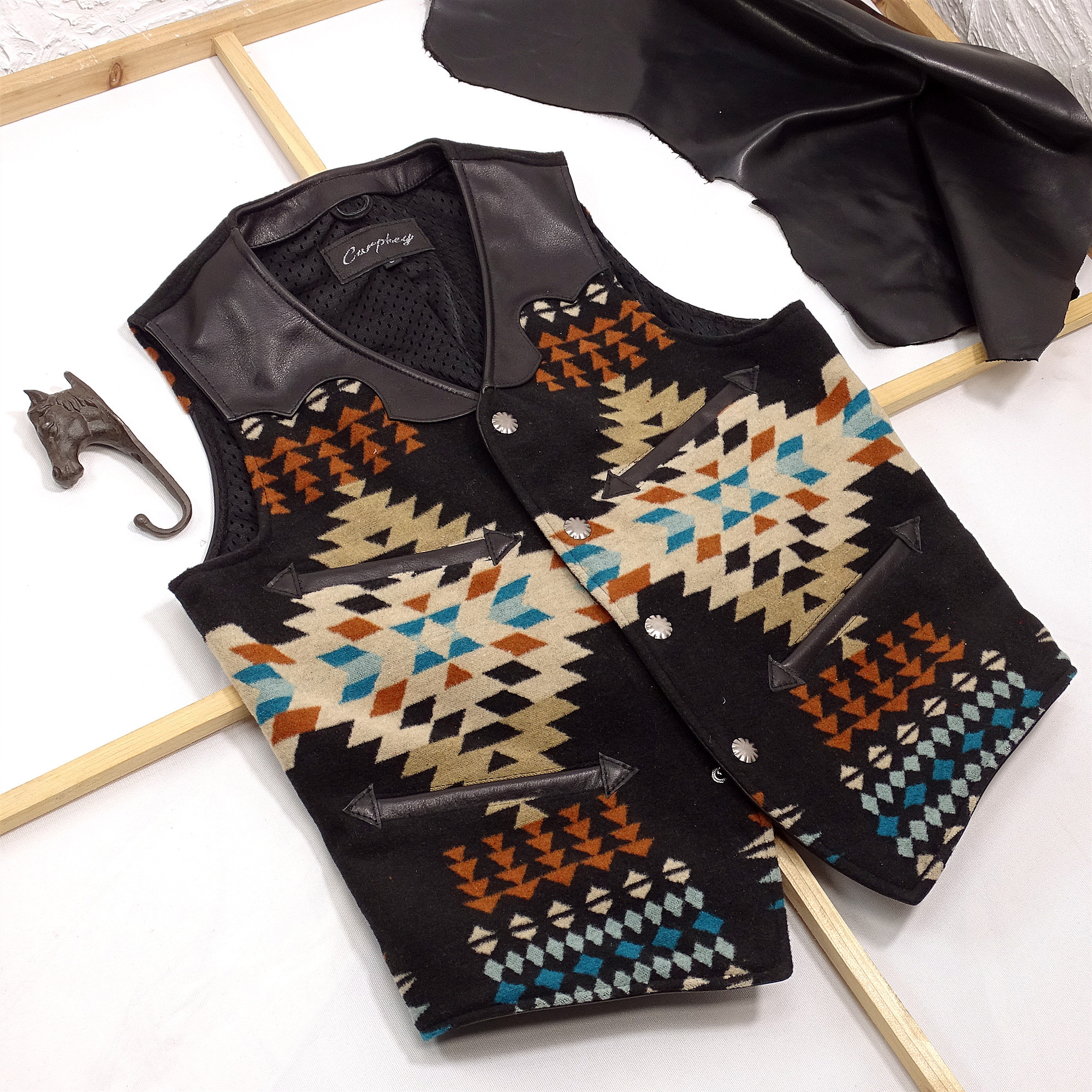 American retro Navajo totem top layer cowhide genuine leather jacket slim leather vest unisex