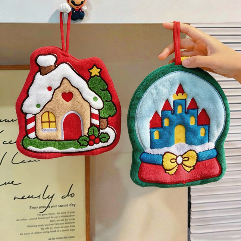 Christmas Hand Towel, Hangable, Coral Fleece, Thickened, Absorbent, Quick-Drying, Cartoon Cute House Shape, Kitchen Handkerchief Christmas Hand Towel, Hangable, Coral Fleece, Thickened, Absorbent, Quick-Drying, Cartoon Cute House Shape, Kitchen Handkerchief