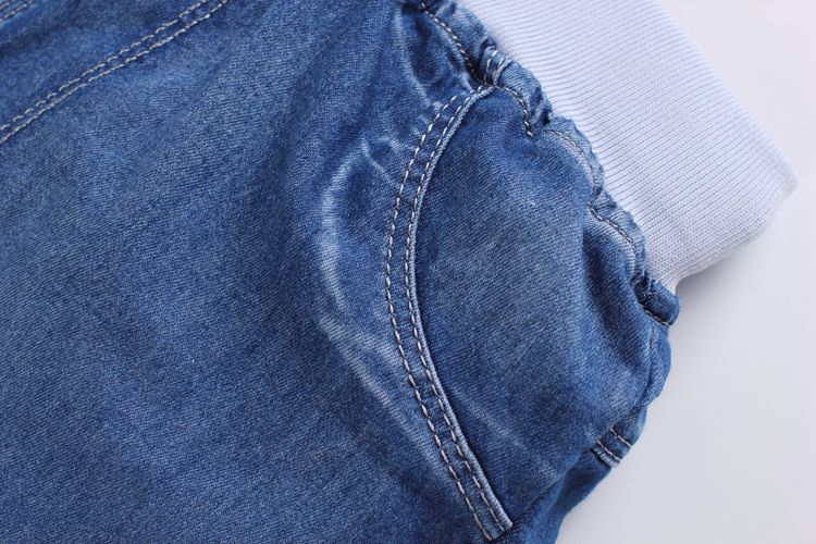 Bé trai quần short denim mùa hè trẻ em mới mặc quần mùa hè bé lớn kéo dài ba quần thủy triều - Quần quần legging bé gái