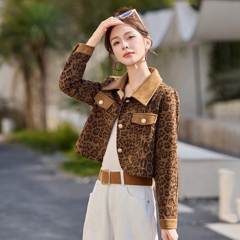Fashion Color-Blocked Lapel Leopard Print Short Jacket for Women 2026 Spring and Autumn New Stylish Versatile Suede Jacket Top