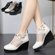 2022 Spring Summer New leather Slope heel Hollowed-out Short Boots High Heel Women Boots Pine Pastry Thick Bottom Woman Shoes Short Drum Mesh Yarn Cool Boots
