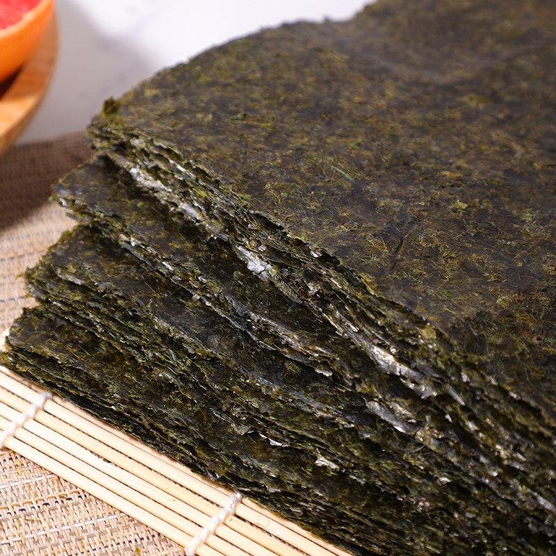 50 large pieces of seaweed packed as special materials for seaweed rice