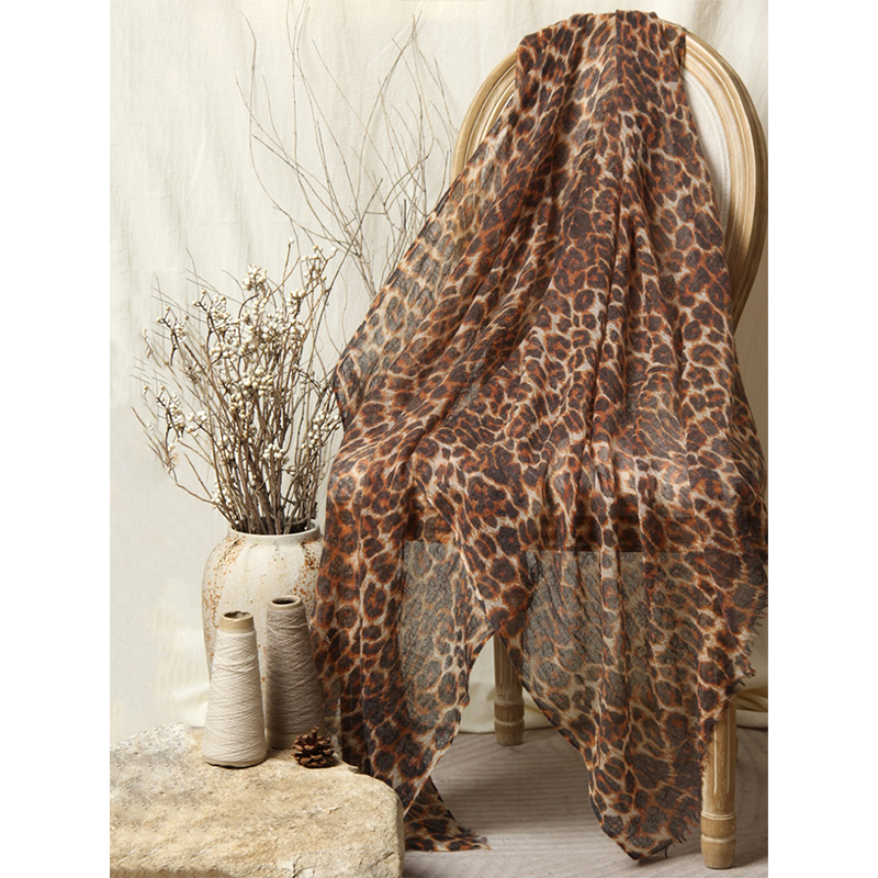 [Leopard Print] Kettina Cashmere 300-Count Leopard Print Scarf Spring/Summer Versatile Elegant Large Shawl for Air-Conditioned Rooms