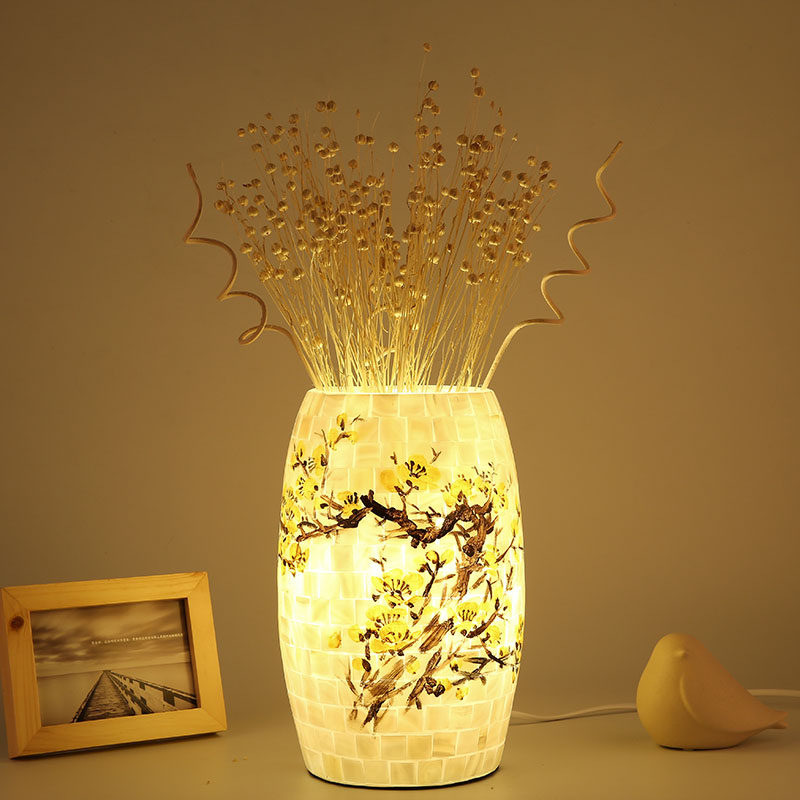 Creative glass table lamp Shell flower arrangement Bedroom bed lamp Pastoral warm wedding room lamp Modern simple table lamp