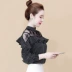 Áo dưới của phụ nữ quần áo mùa xuân và mùa thu 2021 phong cách mới hợp thời trang áo ren phong cách nước ngoài áo sơ mi nhỏ mùa xuân áo sơ mi voan - Áo sơ mi chiffon ren Áo sơ mi chiffon ren