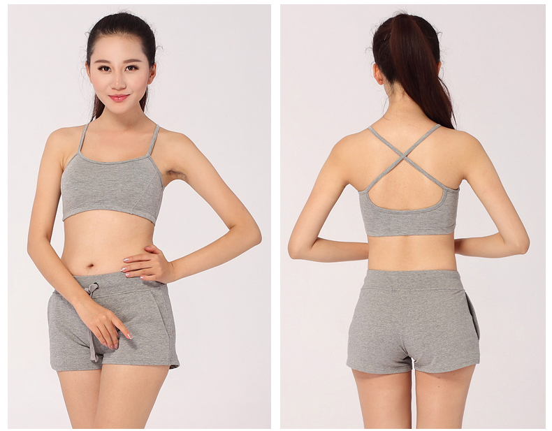 Chia Yoga quần áo phụ nữ phù hợp với mùa xuân và mùa hè mới yoga quần áo thể thao yếm trong thảm yoga