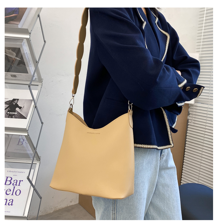 Sac à main femme en PU - Ref 3432130 Image 36