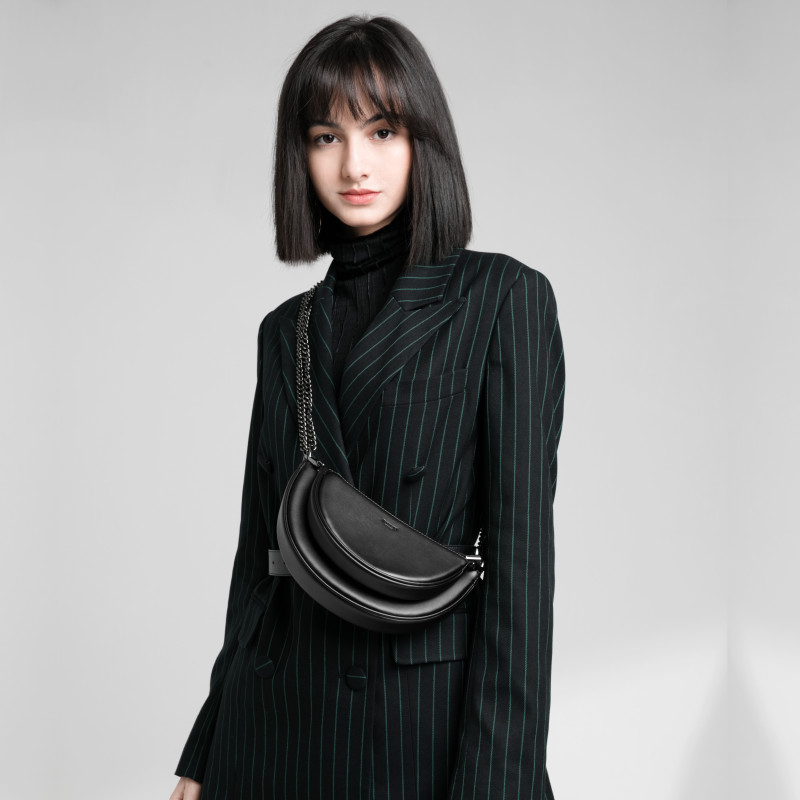 INJOYLIFE semi-circle saddle pack 2022 new wave retro ancient wandering bag double chain bag small crowdsourced satchel bag