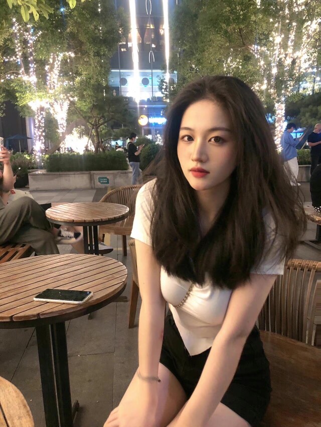 青春衣服饰Z