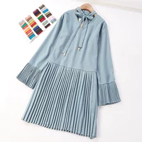 Câu chuyện chị 2018 mùa thu mới v- cổ tie pleated váy 8506 đầm nữ