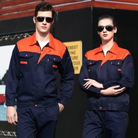 Темно-синий и оранжевый костюм с длинными рукавами и плечами