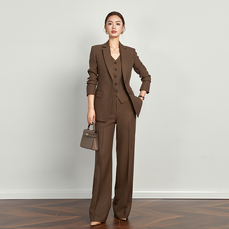 Winter New Style Maillard Brown High-End Retro Wool Suit for Women, Elegant Commuter Style, Mature and Sophisticated Wide-Leg Pants Set