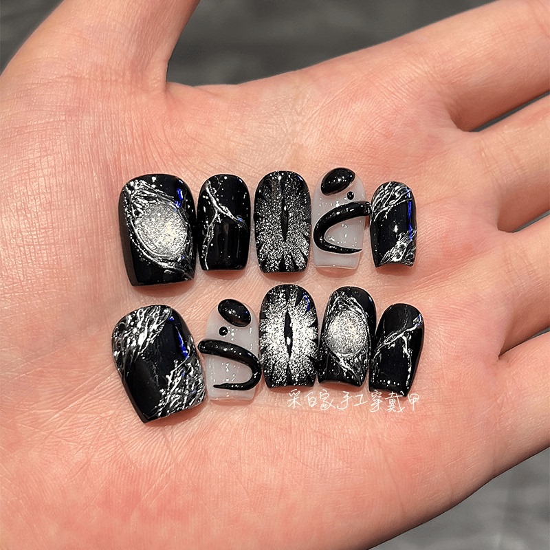 【Black Snake】 Dark Style Cat Eye Nail Art Press-On Nails Short Style Student Party New Year Style High-End Niche Brightening