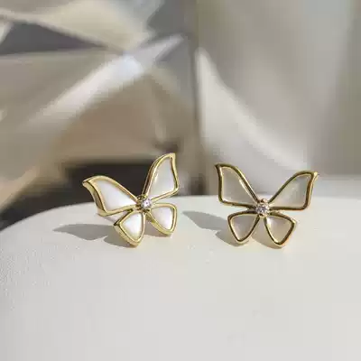Wing｜Butterfly clothes 18k gold white butterfly mother shell diamond ear earrings Yingrun white elegant beauty