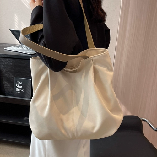 Вместительная и большая летняя универсальная сумка на одно плечо для отдыха, подходит для студента