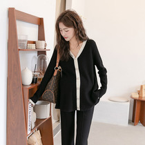 Maternity wear spring and autumn tops Korean style fashionable V-neck knitted cardigans for women fashionable and age-friendly sweater jackets