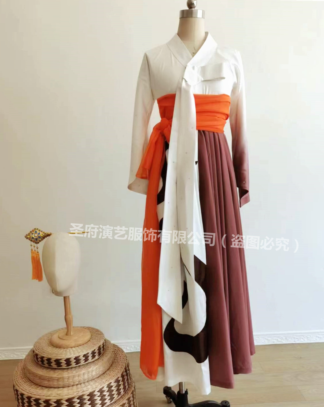 Fan Bone Dance Taoli Cup Women's Solo Dance 