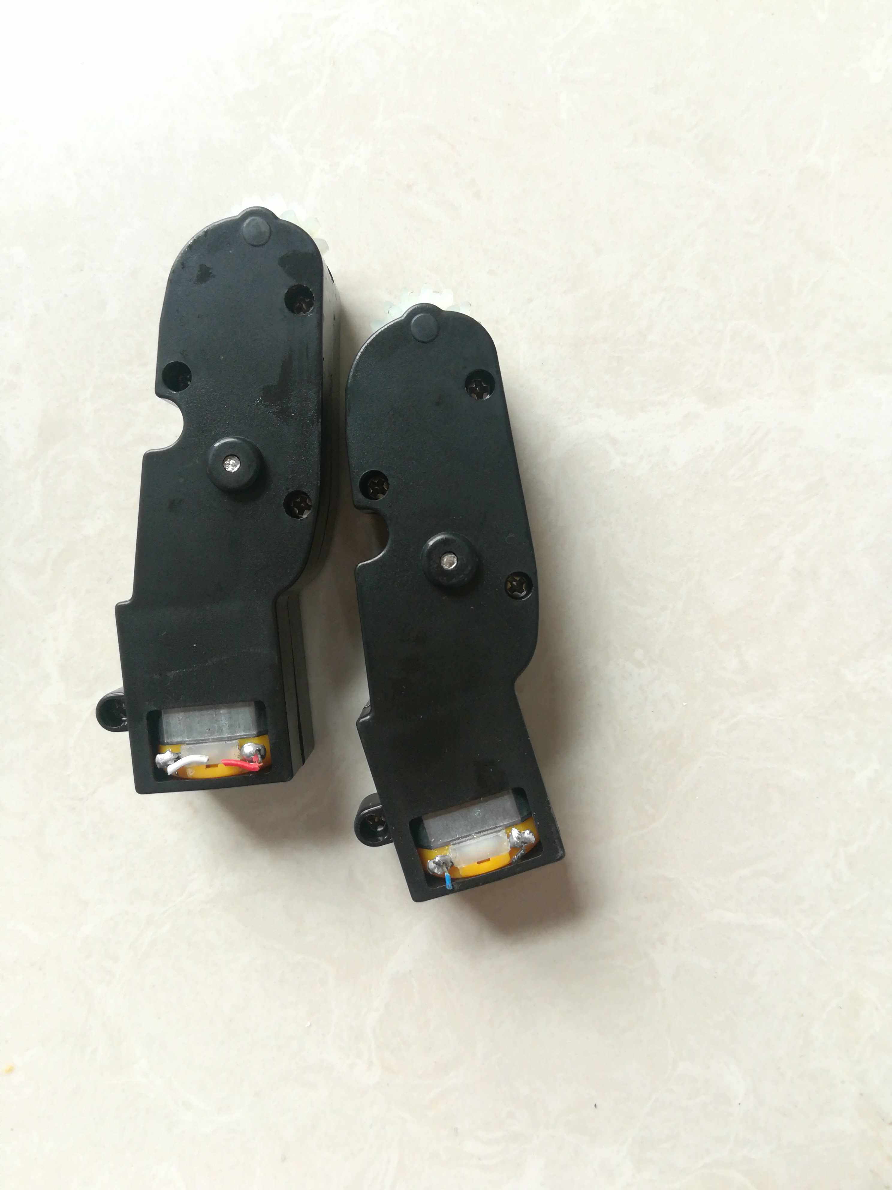 15-channel 22-channel Huina 550-592 remote control model toy excavator original accessories gearbox