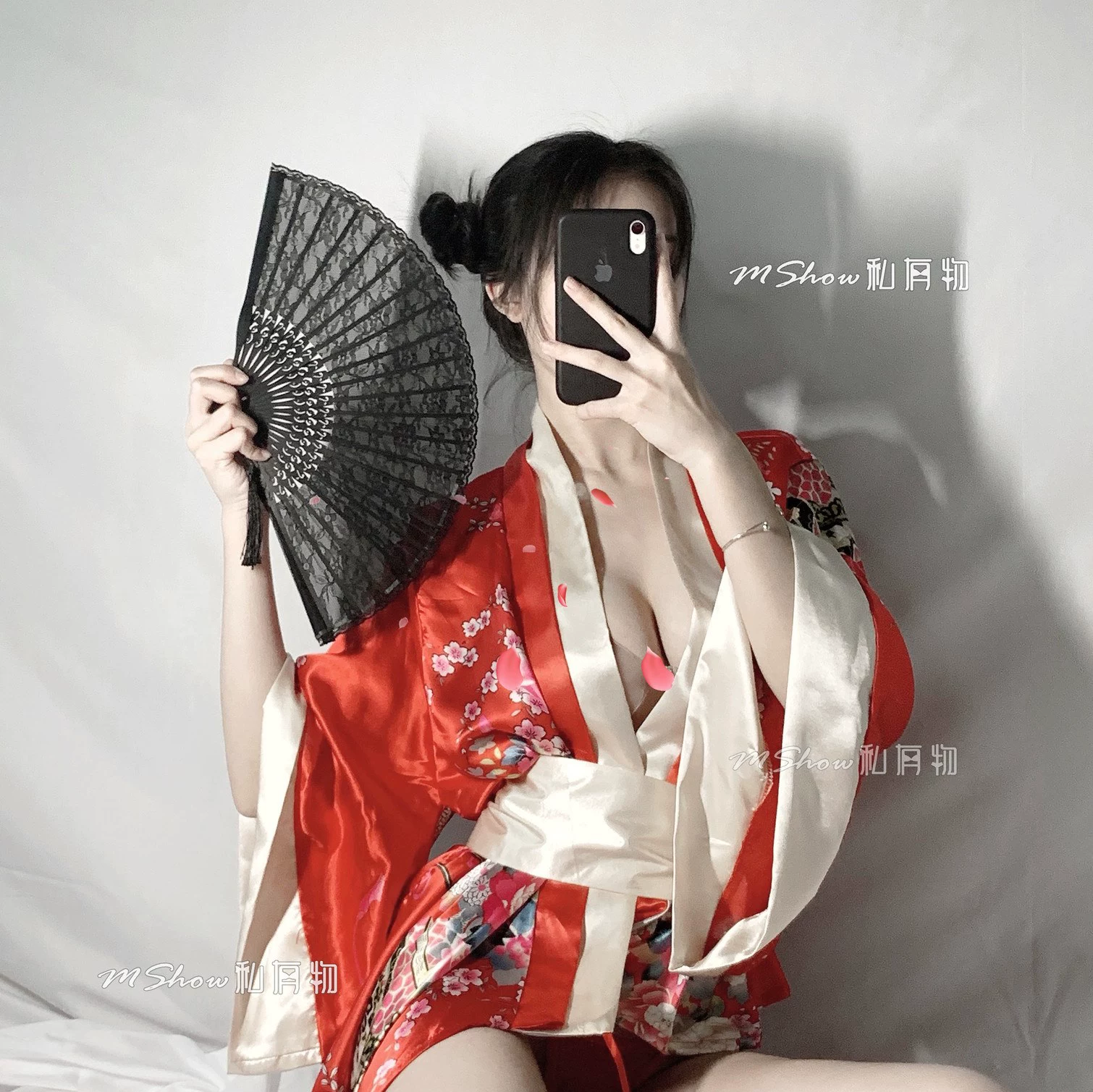 Năm hoàng đạo Phúc lợi Hime Nhật Bản Hoa Kimono Nơ Váy ngủ Màu đỏ - Night Robe