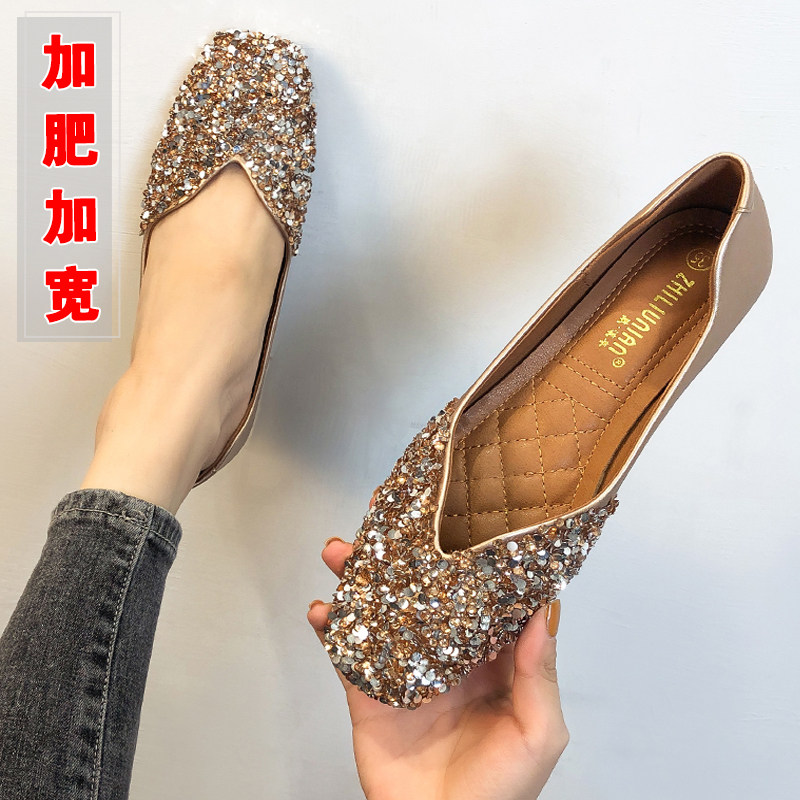 Not tired feet wedding shoes large size women's shoes wide feet fat sister sequins flat bottom 41 42 soft bottom wide feet fat feet bride shoes 43