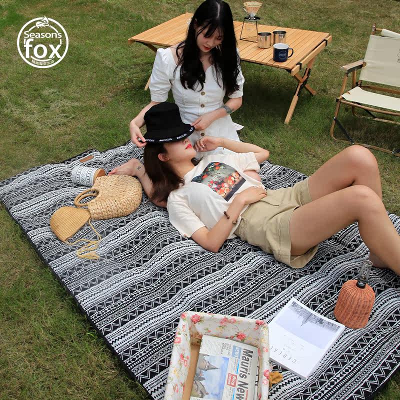 Season Fox Picnic Cushion Anti-Tide Cushion Outdoor Camping Camping Wild Cooking Picnic Waterproof Portable Fields Wind-ins Wind