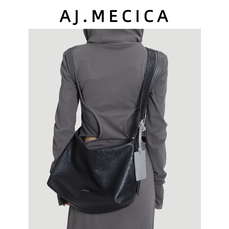 Ajmecica Genuine Leather Fashion Tote Bag 2026 New Casual Large-Capacity Commuter Bag Single Shoulder Large Tote Bag Ajmecica Genuine Leather Fashion Tote Bag 2026 New Casual Large-Capacity Commuter Bag Single Shoulder Large Tote Bag