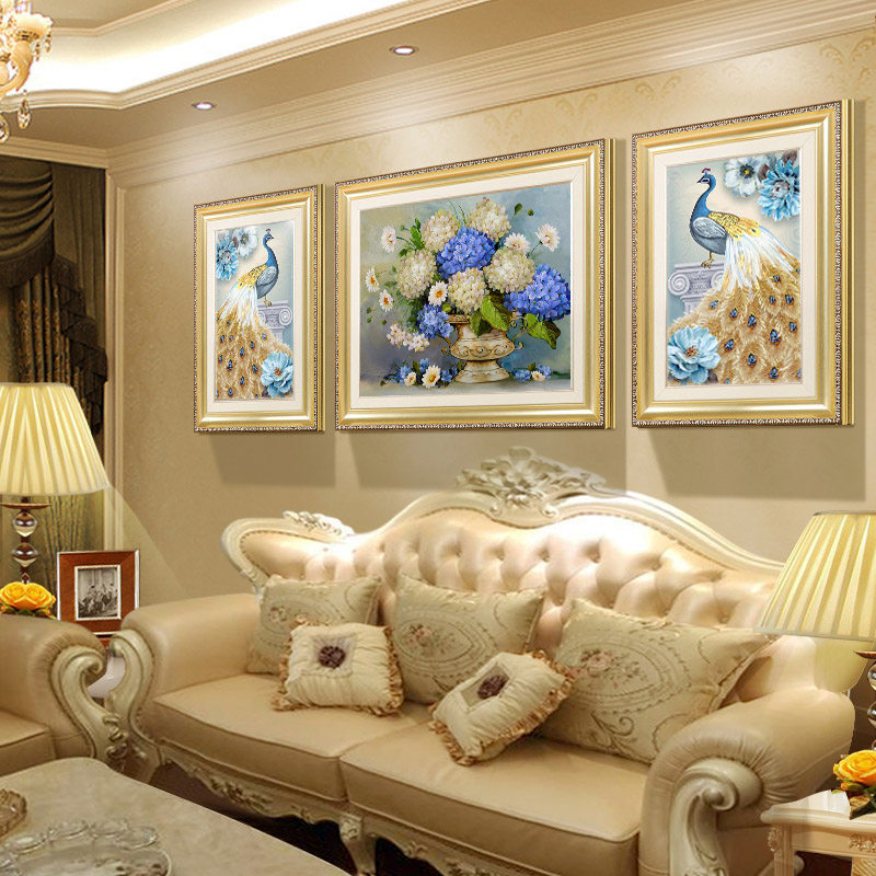 Eurostyle sofa background wall decoration painting peacock frescoes free from punching triptych wall painting Living room hanging painting atmosphere light and luxurious