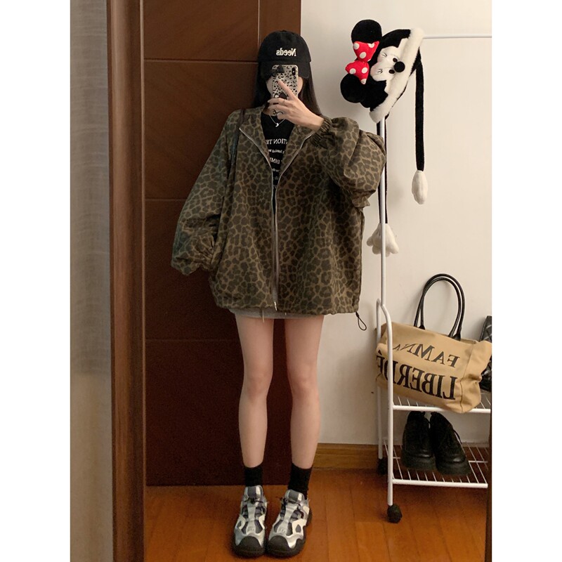 American Retro Street Fashion Leopard Print Jacket for Women, New Spring Casual Loose Slimming Zipper Jacket Top American Retro Street Fashion Leopard Print Jacket for Women, New Spring Casual Loose Slimming Zipper Jacket Top