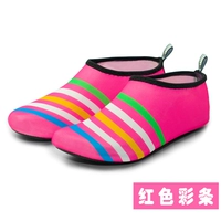 Красная полоска обуви