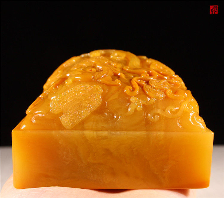 Northern Laos Shitian Yellow Frozen Stone Seal Gift Collection Boutique Full Yellow Full Permeability Fields Yellow Stone Five-Seal Seal Engraving