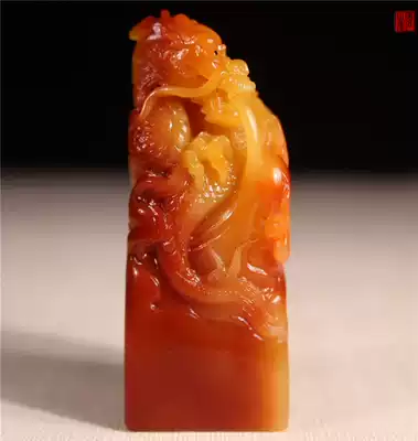 Shoushan stone crystal three color ingenuity Carving candle red hibiscus stone seal (Xianglong play beads) seal carving good product