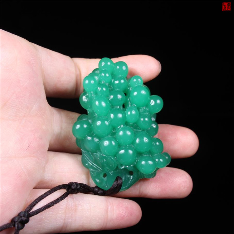 Boutique Collection Gift Old full of green knots crystal Ya'an Green to play pieces (grape strings-Doziones)