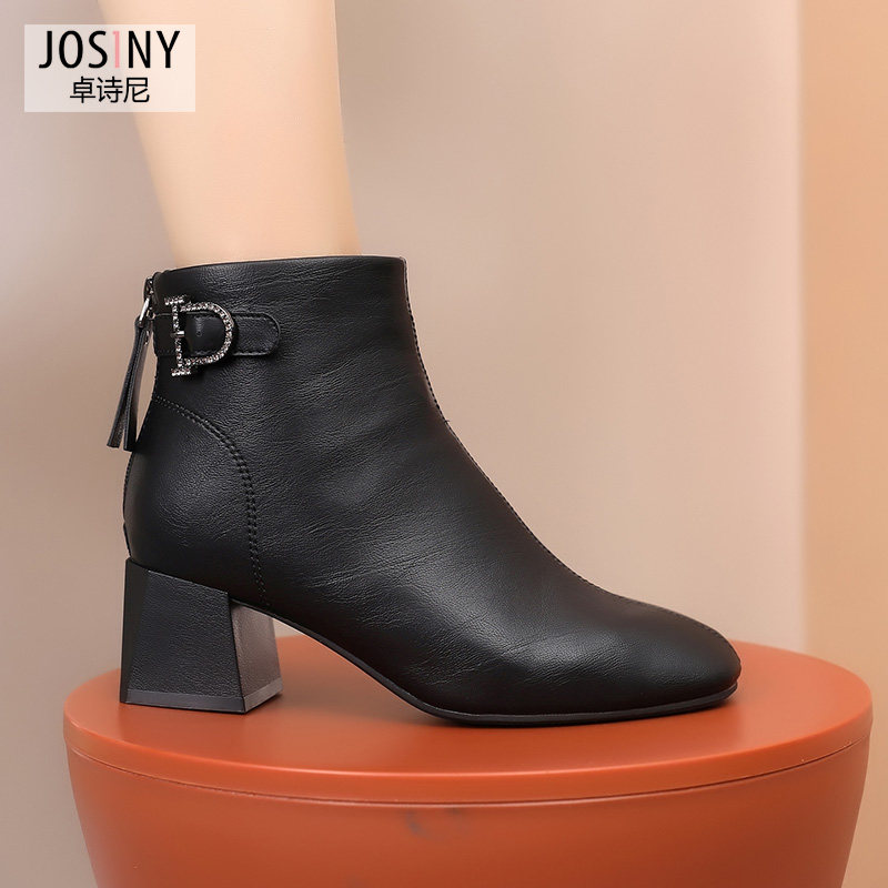 Zhuoshini 2021 winter new thick-heeled high-heeled square head belt buckle short barrel boots women's European and American back zipper fashion boots
