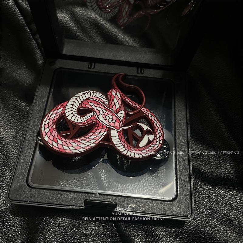 2025 Year of the Snake Retro High-End Metal Snake Badge Trendy Enameled Gift Clothing Decoration Brooch/Pin/Lace Pin Women's Brooch