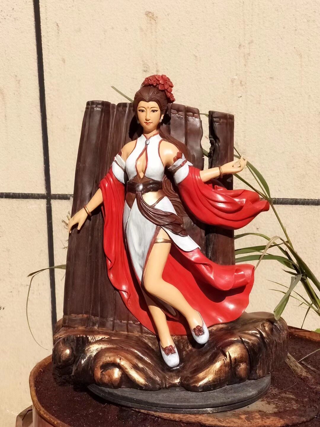 Aquilaria sinensis wood carving landscape flowers and birds solid wood carving craft decoration decoration living room porch Buddha statue cliff cypress rosewood root carving