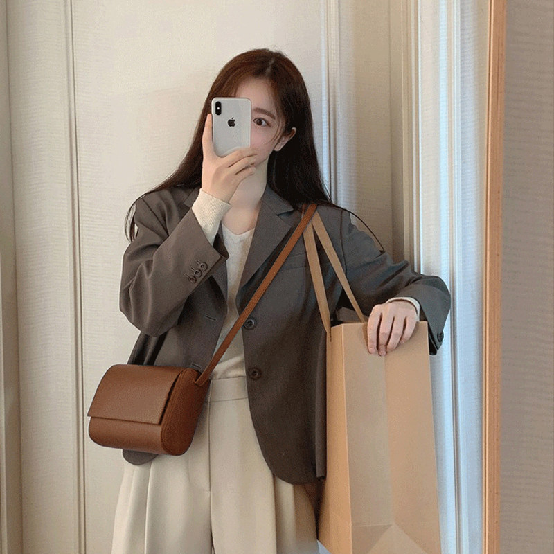 Small subsuit jacket woman 2022 spring fall new Korean version casual temperament early autumn curry little western suit blouse