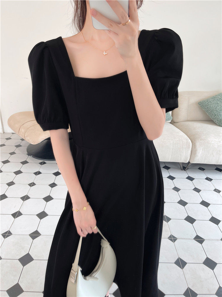 Black square collar dress for women Summer 2022 new French style retro collection waist display slim temperament Herbenwind long version of skirt