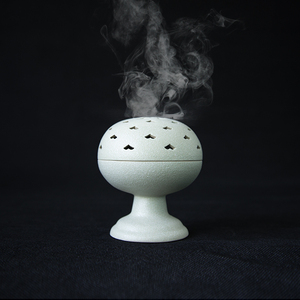 陶瓷镂空带盖仿古焚香炉茶室佛堂用香薰炉特色摆件