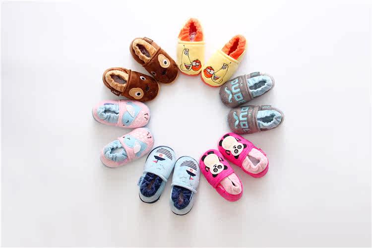 Pantoufles enfants en autre pour hiver - Ref 1032570 Image 88