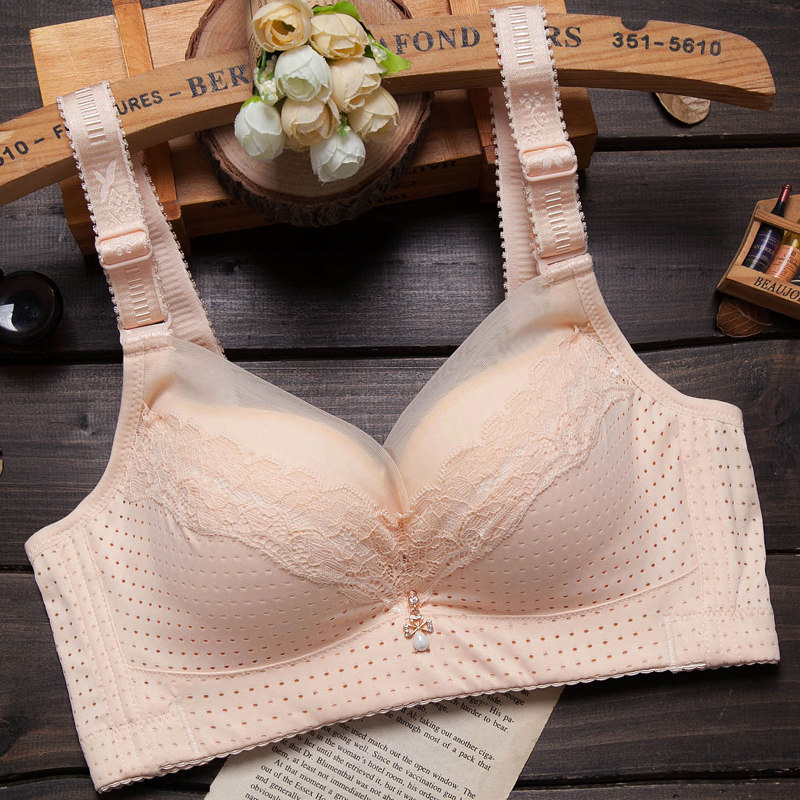 Underwear women without rims gather small chest thick on the trust sexy four-breasted sub-breast bra Non-magnetic security bra