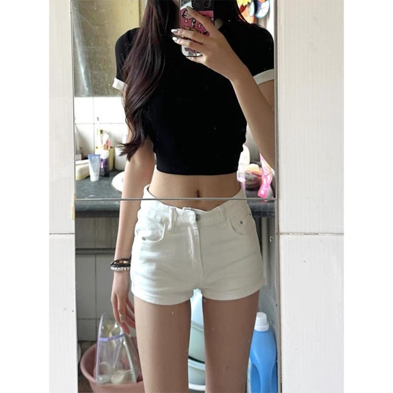 Casual Style, Versatile White Low-Waisted Denim Shorts for Women, Summer Hot Girl Tight-Fitting Slimming Straight A-Line Hip-Hugging Hot Pants