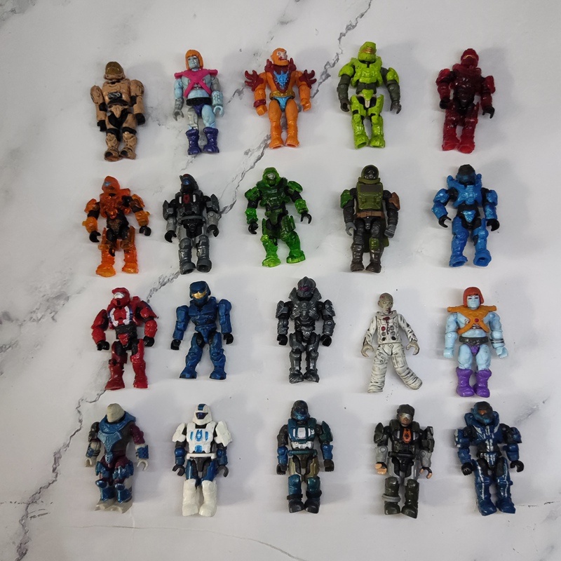 3 Halo Bulk Building Block Figures: Halo Spartan, Halo Master Chief, Halo Marine Figures