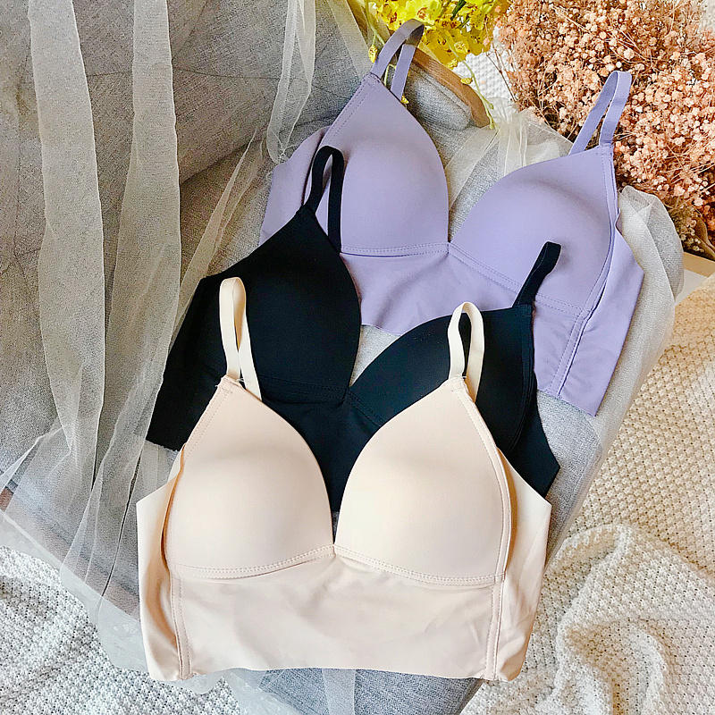 Japanese vest without trace underwear without rims Thin small chest comfortable vest with double breast one-piece glossy bra