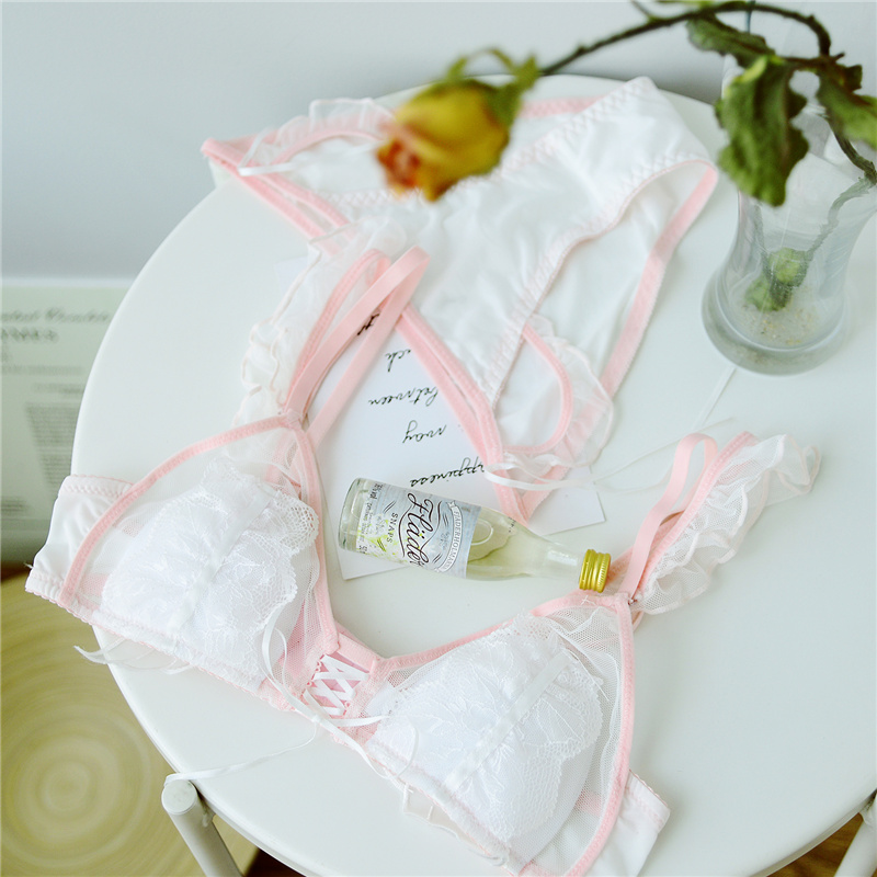 Fairy Alice~French underwear women's thin section big breasts show small comfortable no steel ring lace sweet underwear set