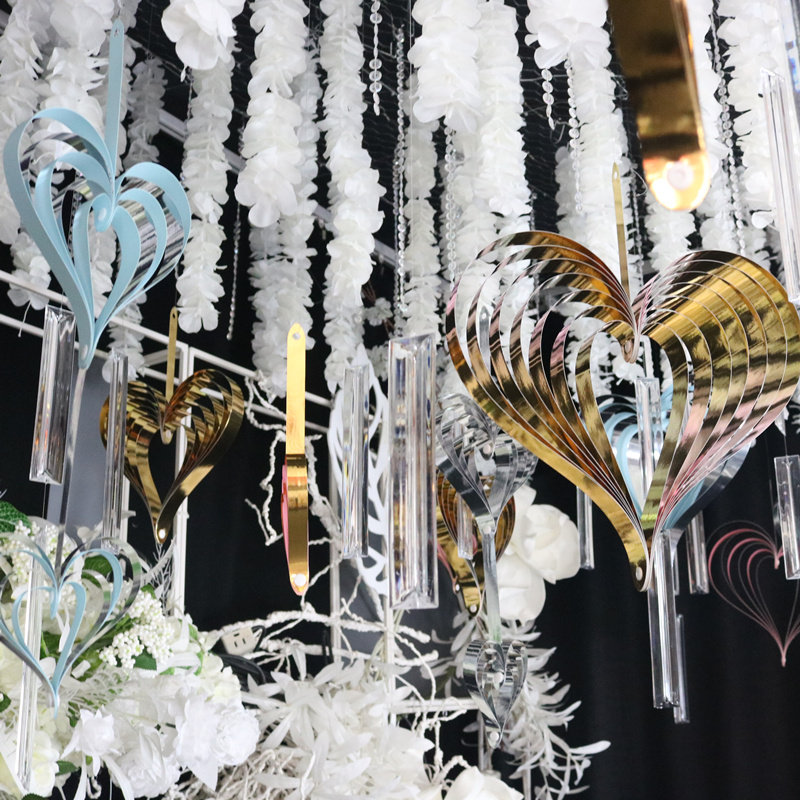 Wedding ceiling decoration heart-shaped mirror sequins wedding props pendant hotel shopping mall window beauty Chen layout