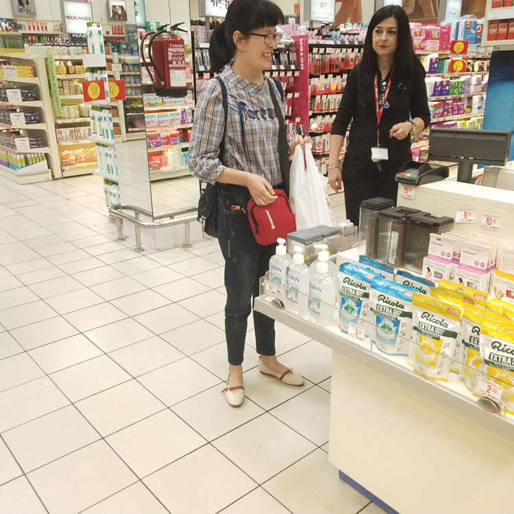 cách dùng thuốc tẩy quần áo Tại Hoa Kỳ nhập khẩu bà ngoại cũ chất tẩy rửa quần áo để bôi trơn chất lỏng 59ml chính hãng - Dịch vụ giặt ủi nước tẩy trắng